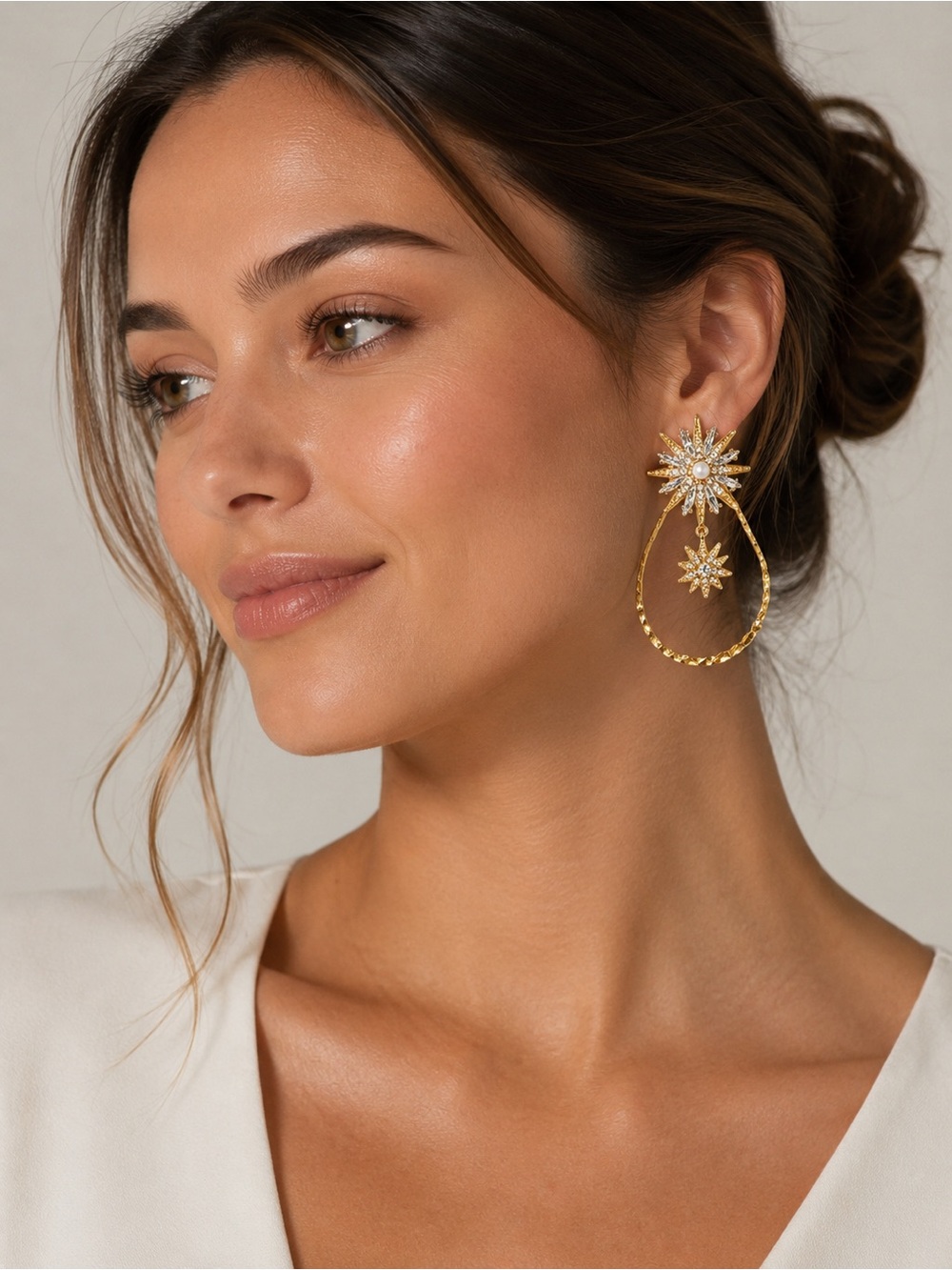 Gold Starburst Statement Hoop Earrings Rhinestone Drop Pearl Center - Picture 2 of 2